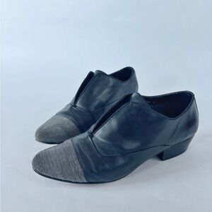 Dolce Vita Black Leather Loafers with Metallic Textured Toe – Size 9